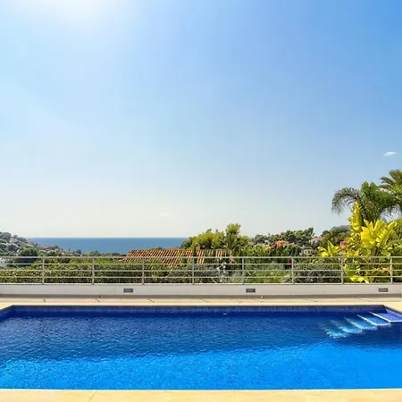 Graham - Baladrar Villa